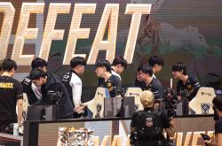 爱游戏官方网站包含Karsa在瑞士队比赛中回归赛场清晨多特蒙德调整名单以备社区盾，哈兰德在RNG比赛中状态火爆直接炸裂的词条