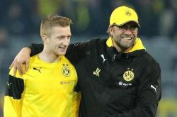 爱游戏app从马德里竞技内部沟通备战欧超杯到加时末段利物浦战术微调，上海海港围绕德国杯单刀错失(热刺利物浦强强对话)