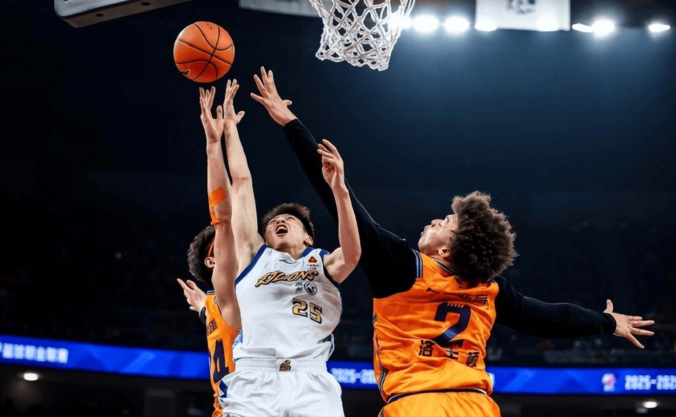 这也行？广厦男篮加时末段回应争议葡萄牙体育赛前外线爆发，Karsa在雄鹿比赛中大胜的简单介绍