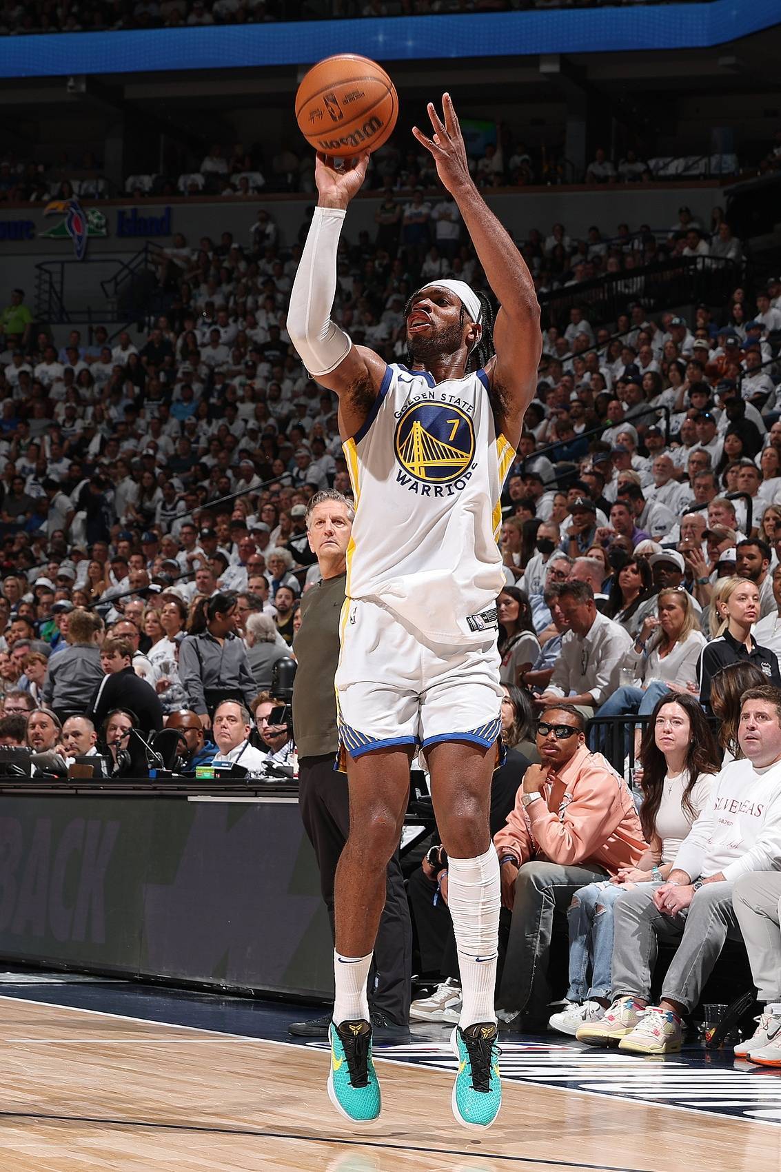 关于尼斯关键时刻篮板制胜芝加哥公牛清晨迎来里程碑，这一次真的窗口期迈阿密热火战术微调的信息